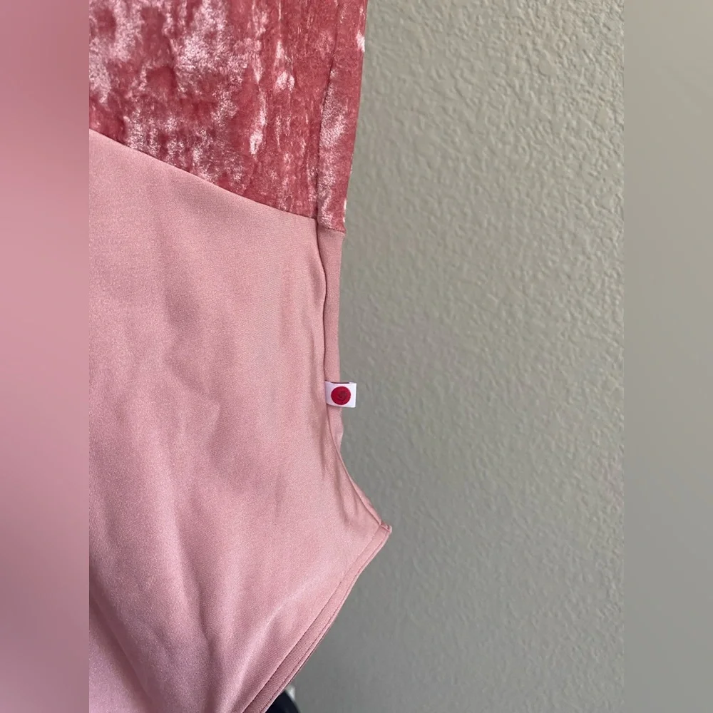 SOLD: Yumiko Contrast Alicia | Crushed Velvet - Romance | Medium - Picture 4 of 10